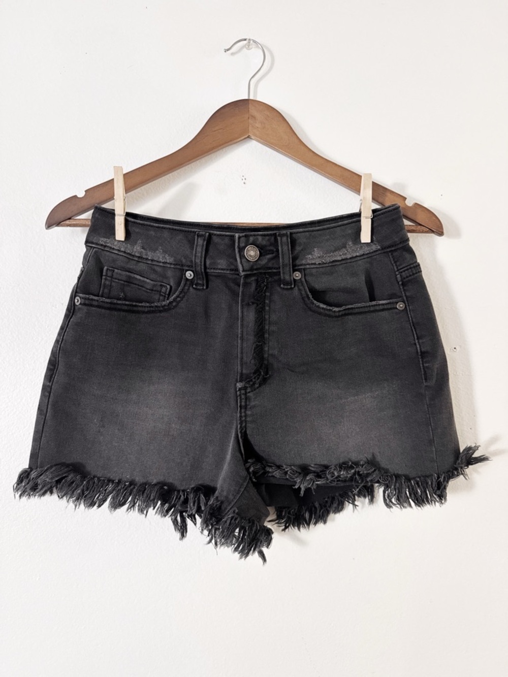 Zenana Outfitters Black Frayed Hem Denim Cutoff Shorts small - Picture 2 of 4